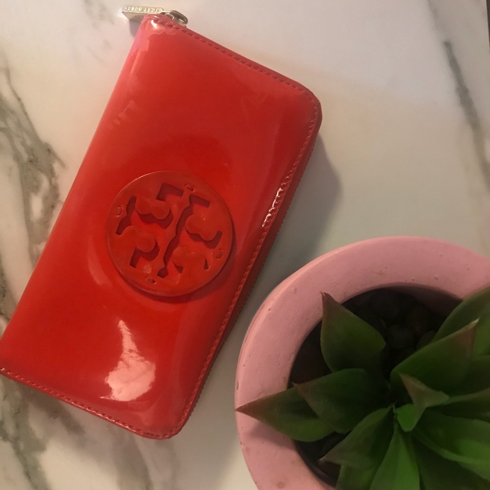 Tory Burch Wallet